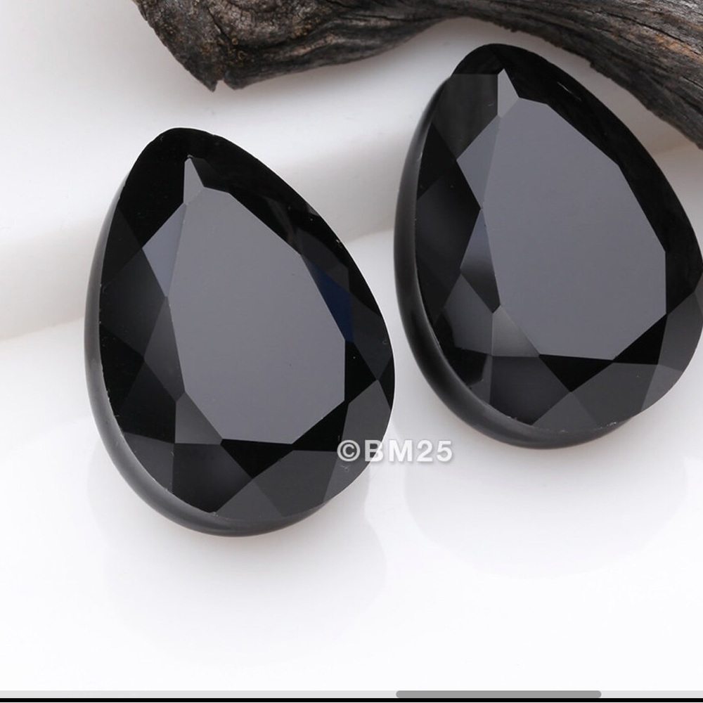 Faceted one side smooth on the other